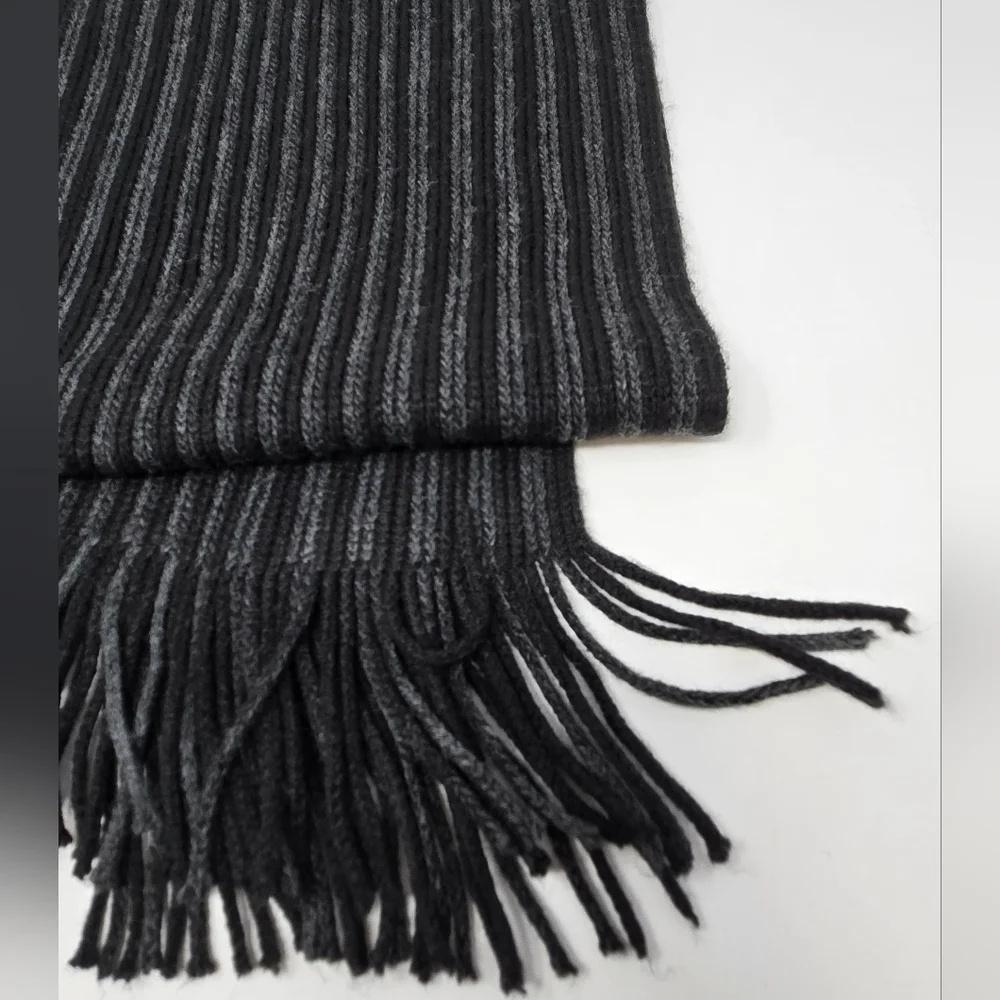 MICHAEL KORS LONG BLACK & GREY STRIPE SCARF FRINGE ENDS UNISEX OS WINTER COSY